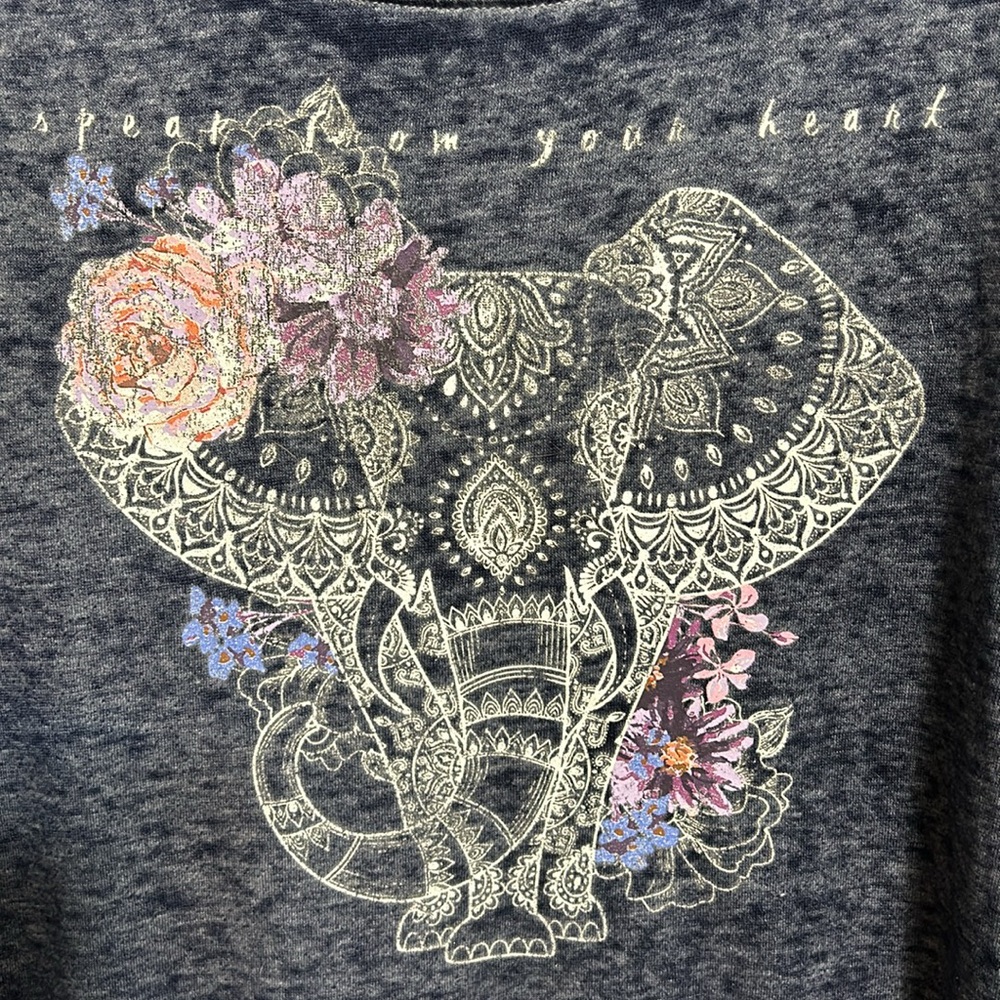 Fifth Sun Long Sleeve Elephant Speak from your Heart Top Size L - Picture 7 of 7